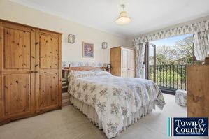 LADYSMITH AVENUE- click for photo gallery